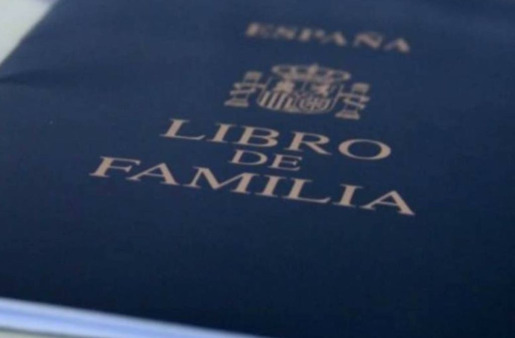 nuevo libro de familia españa